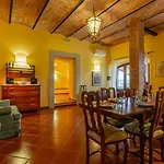 Apart-hotel Podere Del Monte