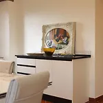 Podere Del Monte Aparthotel