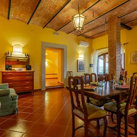 Hotel apartamentowy Podere Del Monte