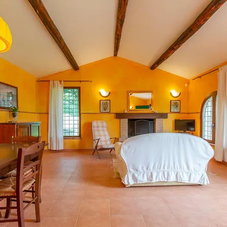 Aparthotel Podere Del Monte