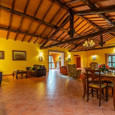 Aparthotel Podere Del Monte