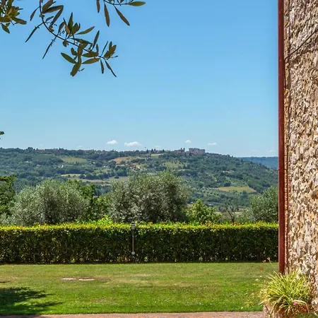 アパートホテル Podere Del Monte 4*