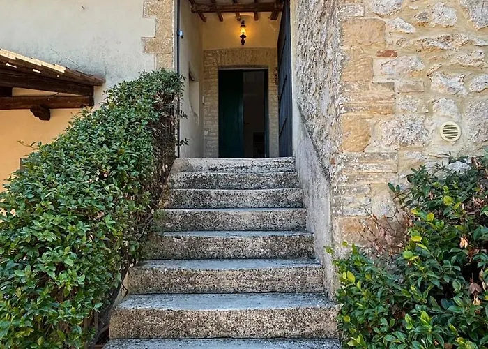 Podere Del Monte アパートホテル